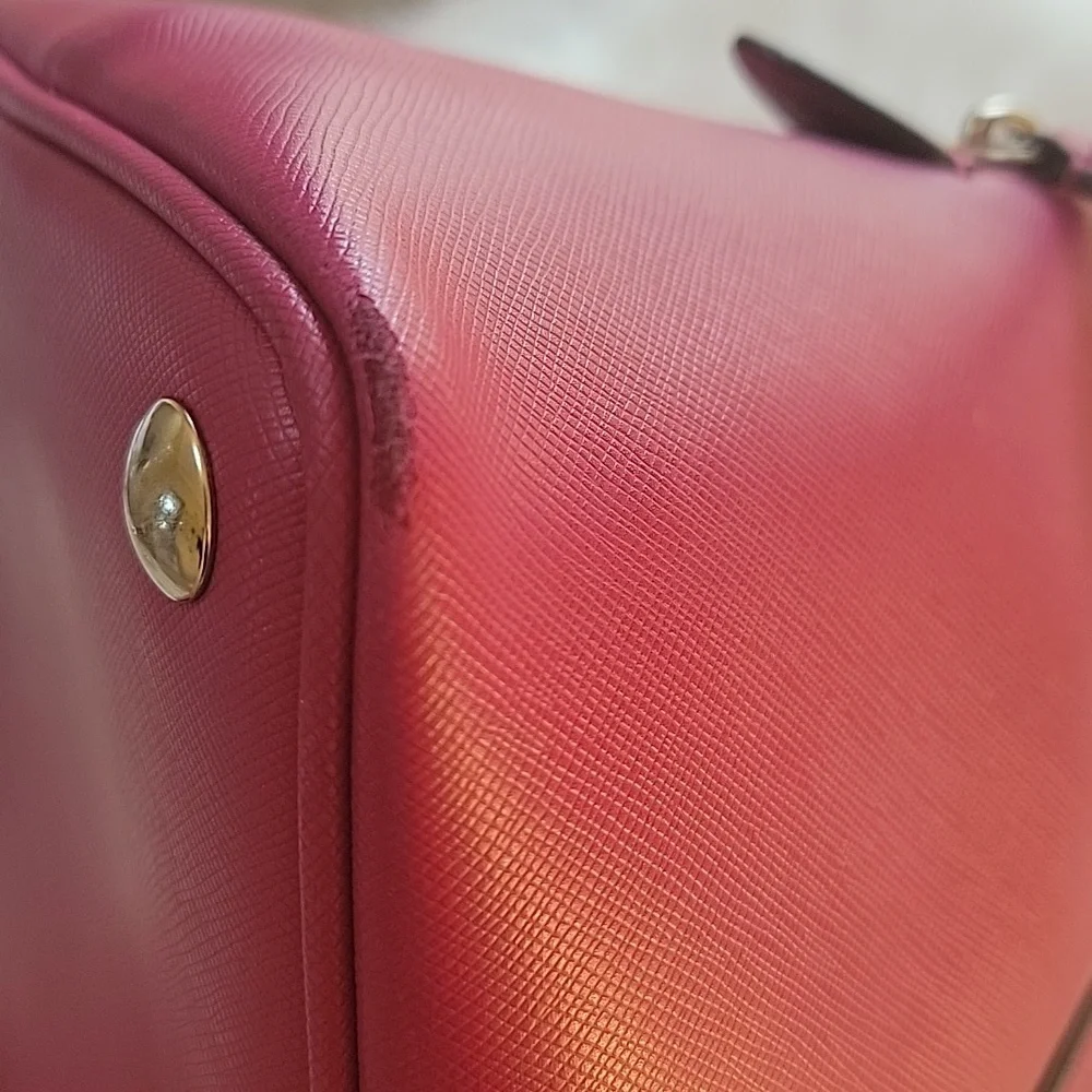 COACH Cora Peyton Pink Double Handle Zip Around Crossbody Satchel‎ Dome Bag